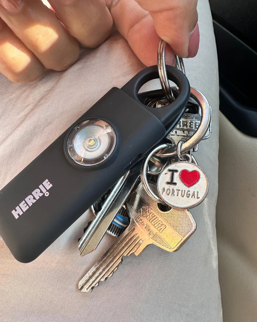 Herrie Alarm - zwart