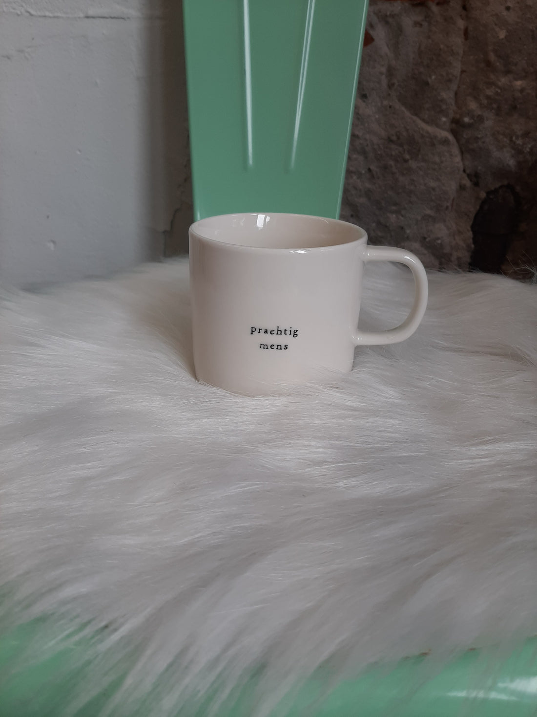 Mok; Prachtig mens