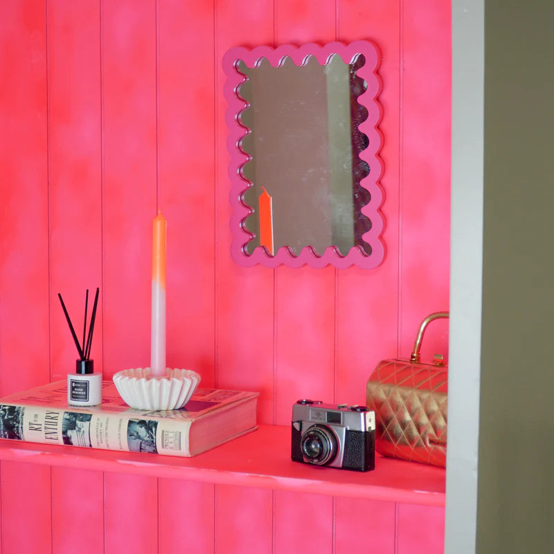 Wand Spiegel met Golvende Rand - felroze