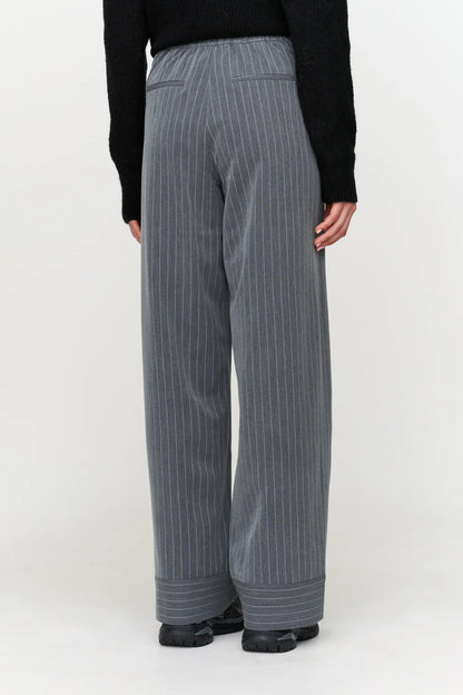 24C Krijtstreep Broek - grijs