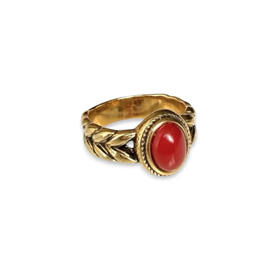 Ring Vintage Red
