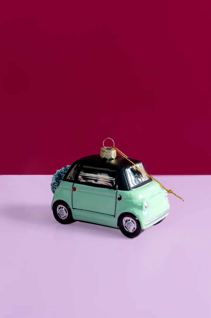 Kerstornament Stadsauto Met Kerstkrans