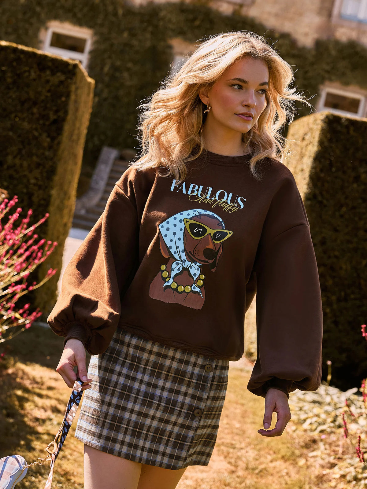 Sweater Iconic And Fluffy - brown