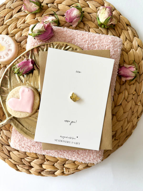 Wenskaart met Pin - vlindertje