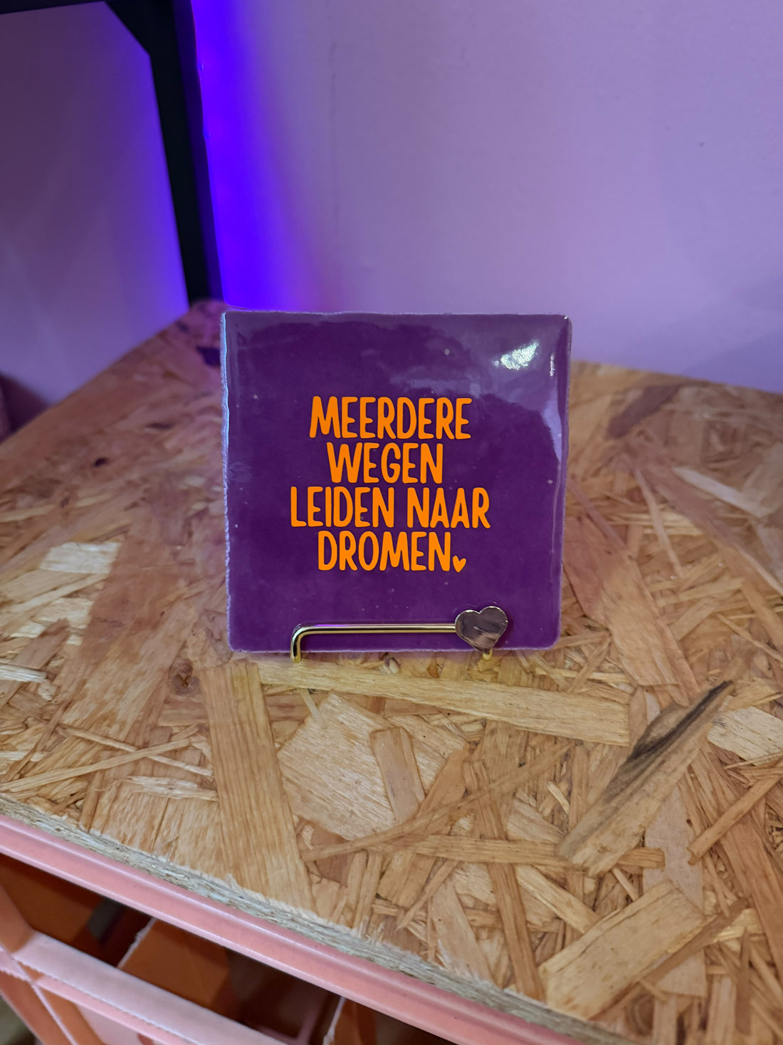 Tegeltje Meerdere Wegen Leiden... - paars