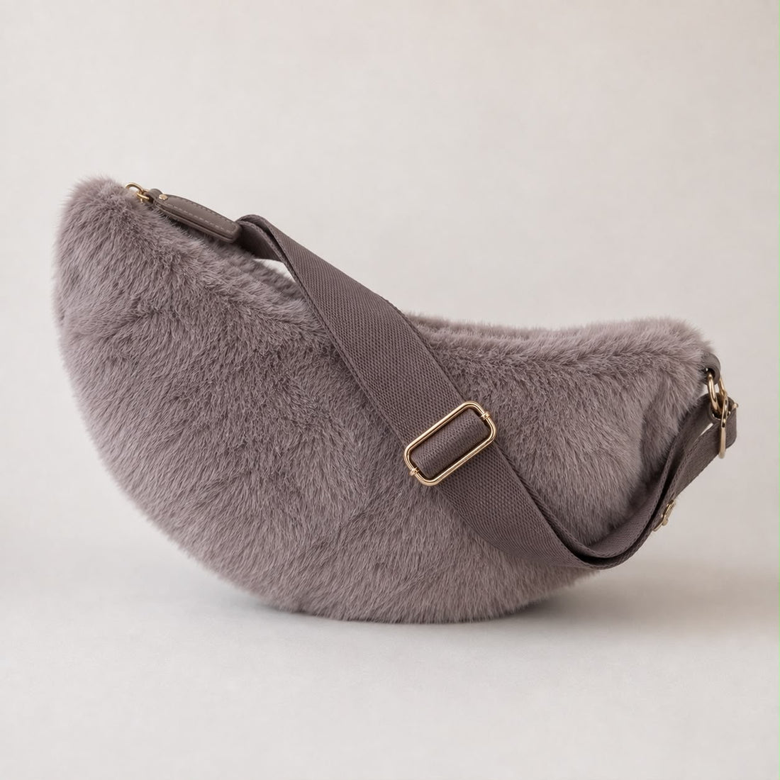 Fluffy Moon Bag - taupe