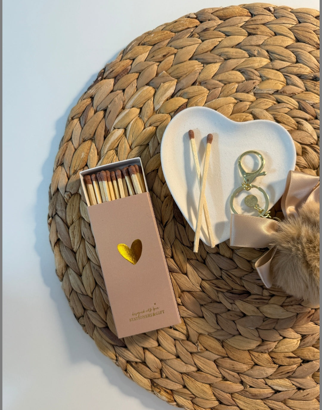 Lucifers Beige | Hartje Van Goud