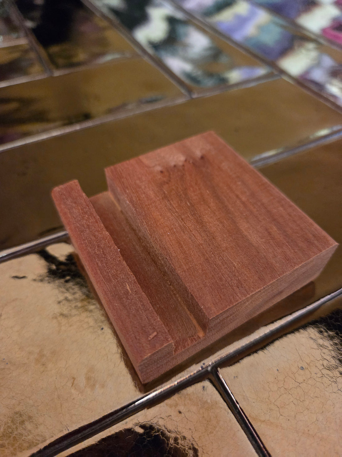 Tegelhouder Yett - hout